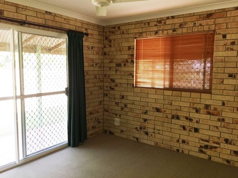 38 Collins Avenue, Sarina QLD 4737