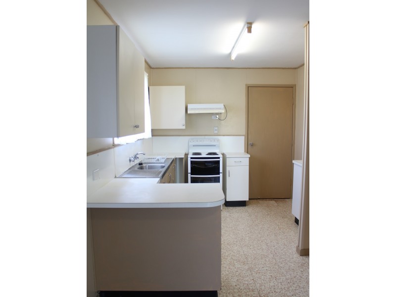 3 Kathleen Street, Sarina QLD 4737