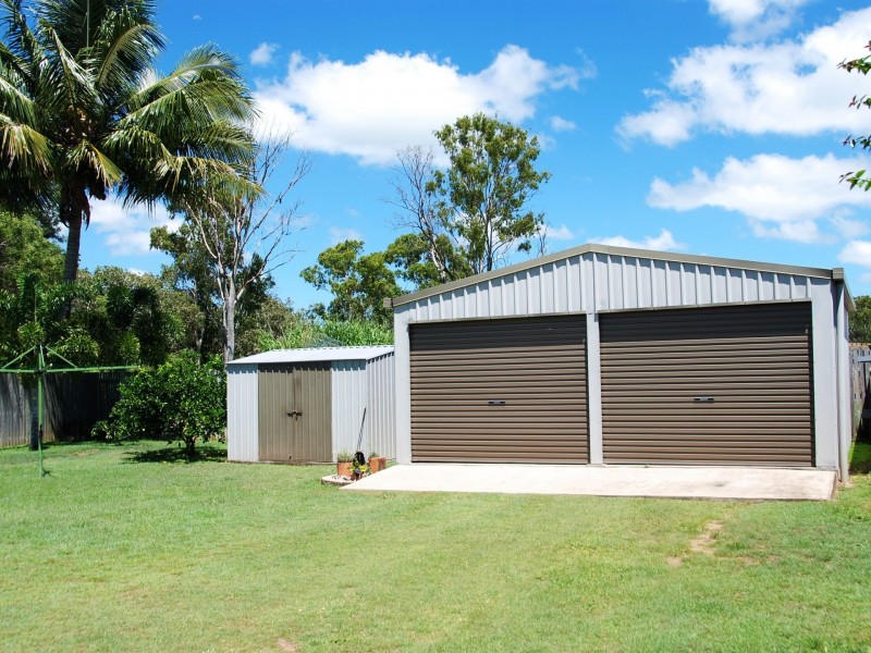 6 Rasmussen Court, Armstrong Beach QLD 4737