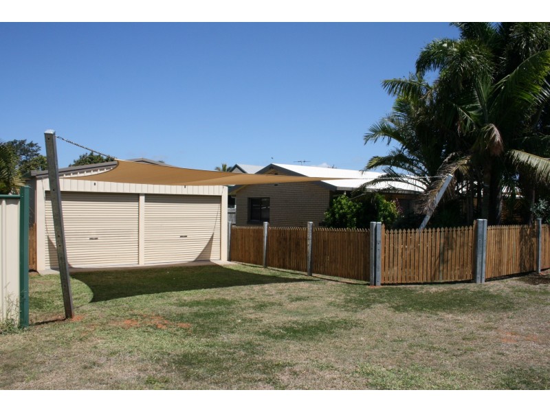 Unit 2/3 Carey Street, Hay Point QLD 4740