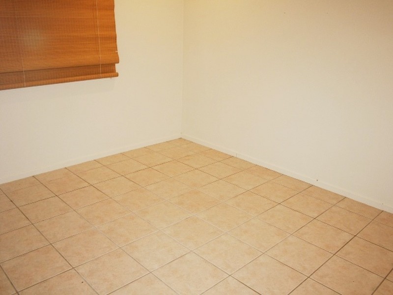 Unit 2/3 Carey Street, Hay Point QLD 4740