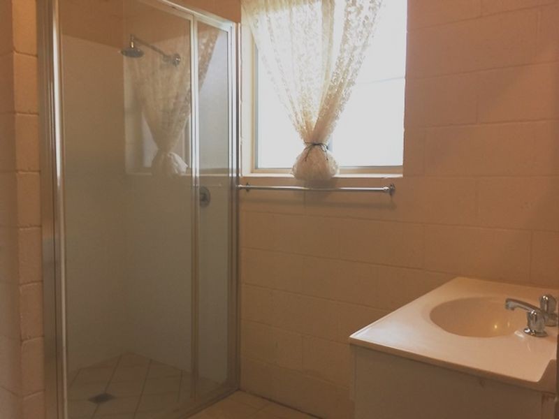 Unit 3/47 Owen Jenkins Drive, Sarina Beach QLD 4737