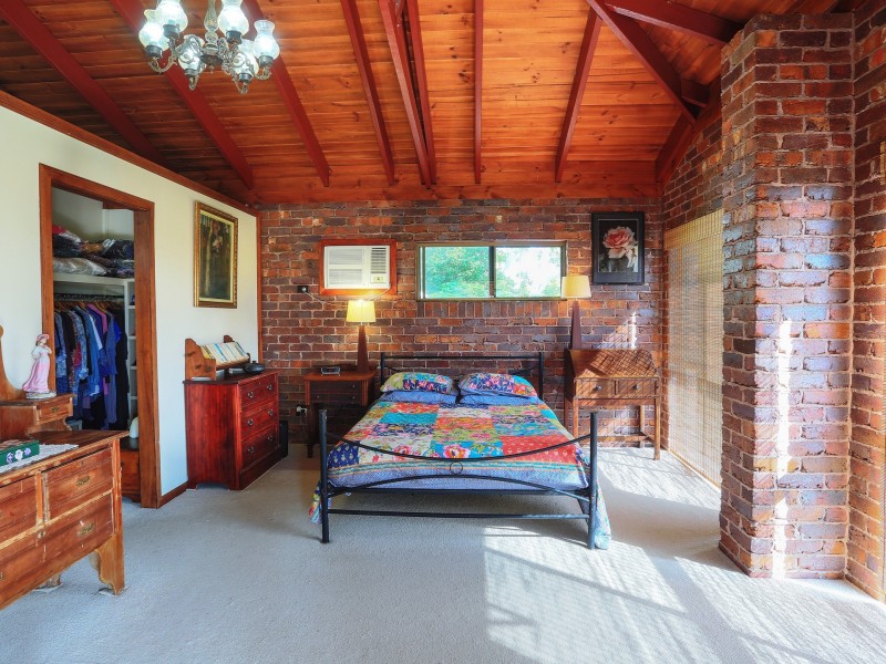 33 Cilla Hill Court, Sarina Beach QLD 4737