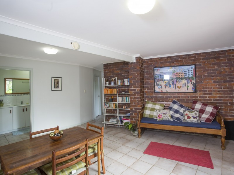 33 Cilla Hill Court, Sarina Beach QLD 4737