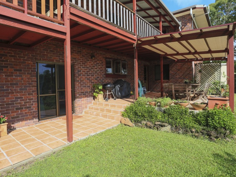 33 Cilla Hill Court, Sarina Beach QLD 4737