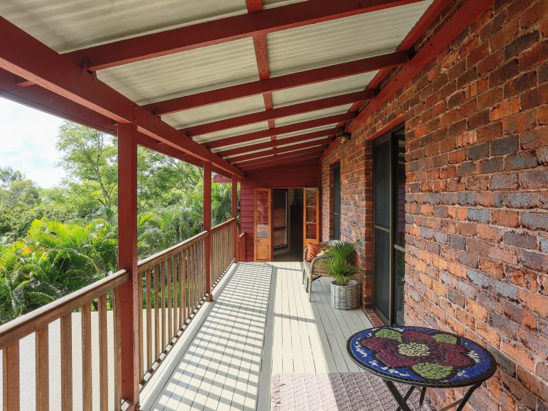 33 Cilla Hill Court, Sarina Beach QLD 4737