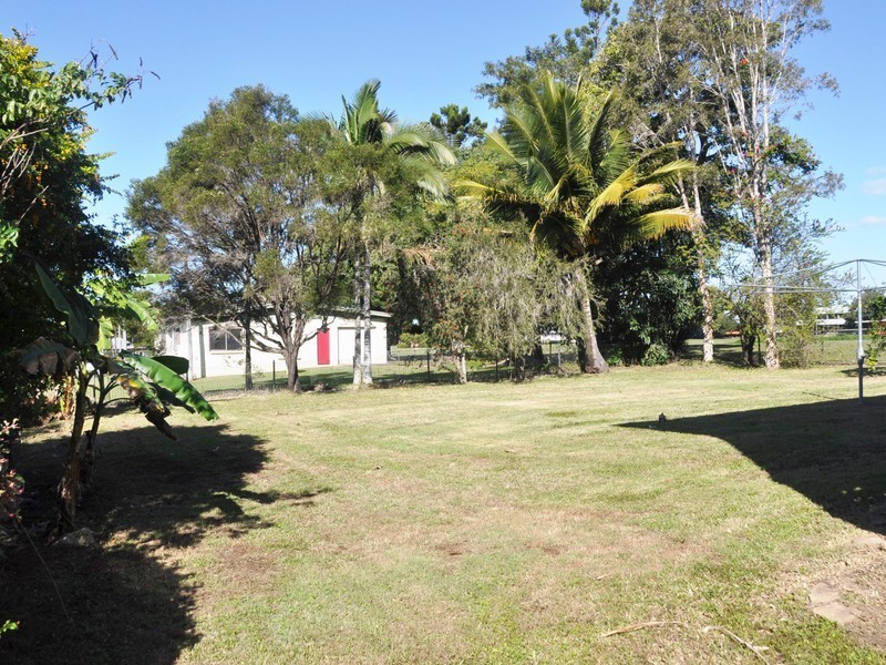 4 Bell Street, Sarina QLD 4737