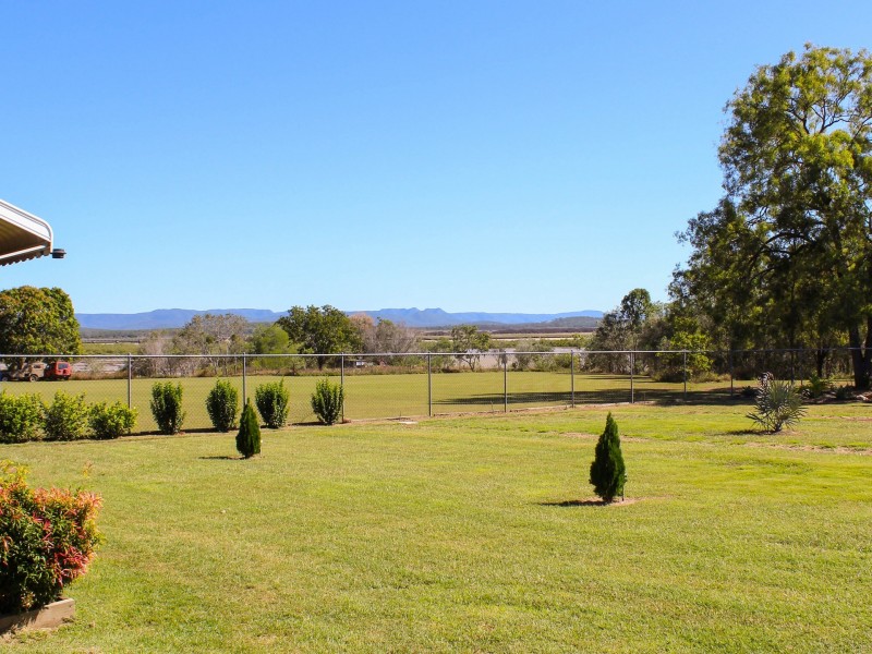 11 Arthur Street, St Lawrence QLD 4707