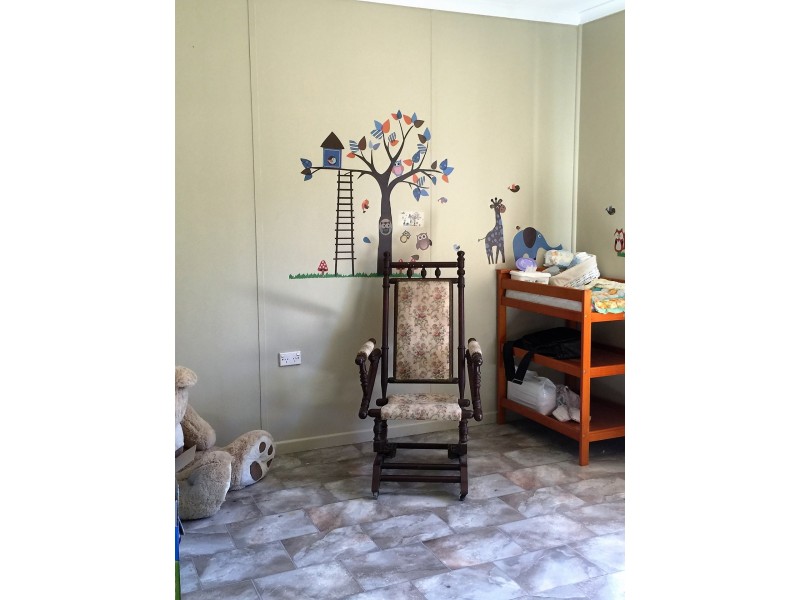 8 Kataryn Avenue, Grasstree Beach QLD 4740