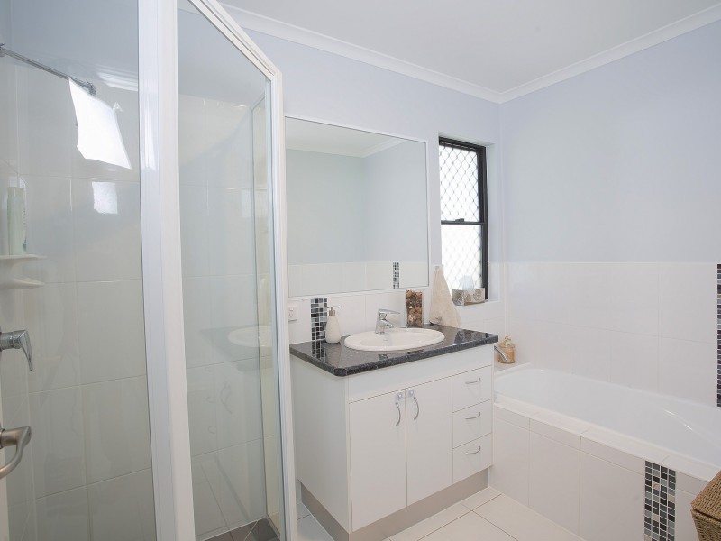 42 Pacific Avenue, Sarina QLD 4737