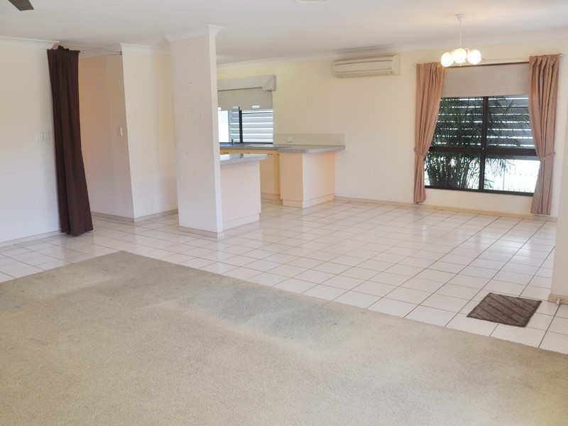 14 Ware Avenue, Sarina QLD 4737