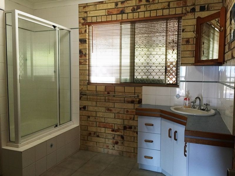 38 Collins Avenue, Sarina QLD 4737