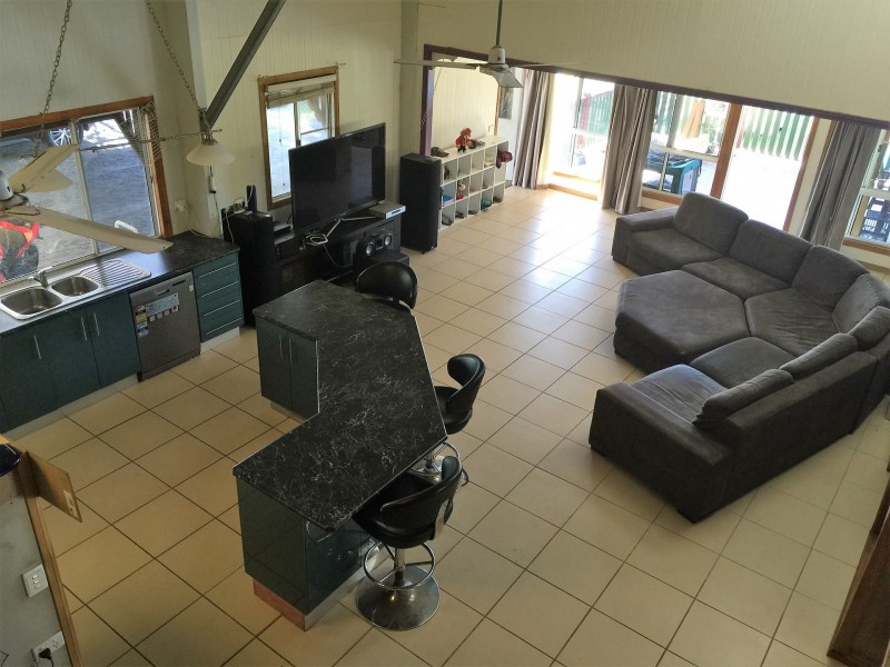 27 Ceder St, Hay Point QLD 4740