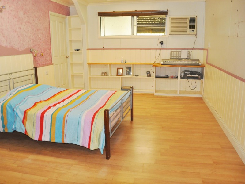 27 Ceder St, Hay Point QLD 4740