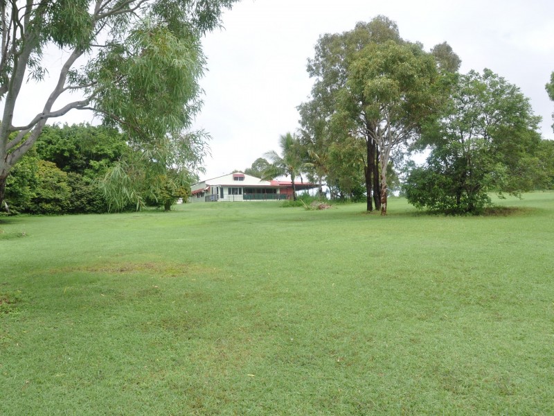 27 Ceder St, Hay Point QLD 4740