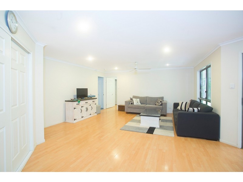 52 Gumnut Drive, Alligator Creek QLD 4740