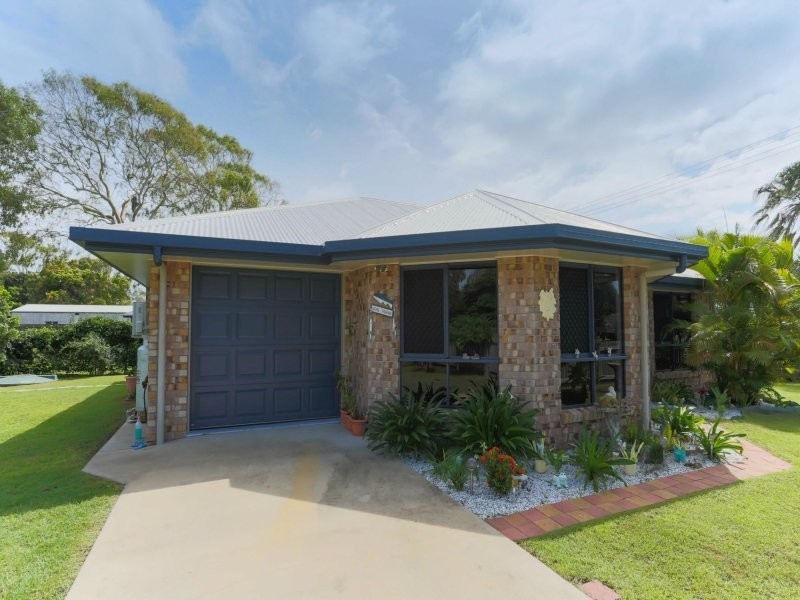 10 Tindaridge Ct, Hay Point QLD 4740
