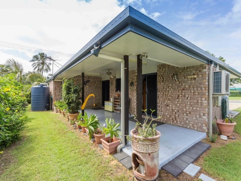 10 Tindaridge Ct, Hay Point QLD 4740