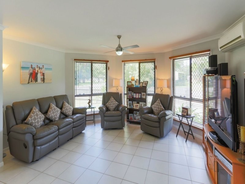 10 Tindaridge Ct, Hay Point QLD 4740