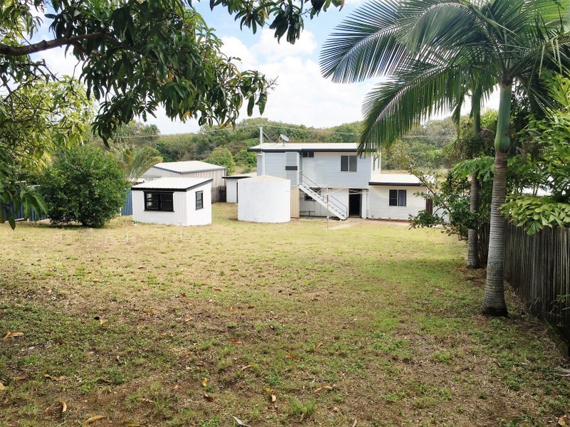 37 Pacific Drive, Hay Point QLD 4740