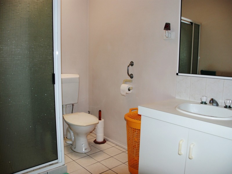 2/393 Bridge Road, Mackay QLD 4740