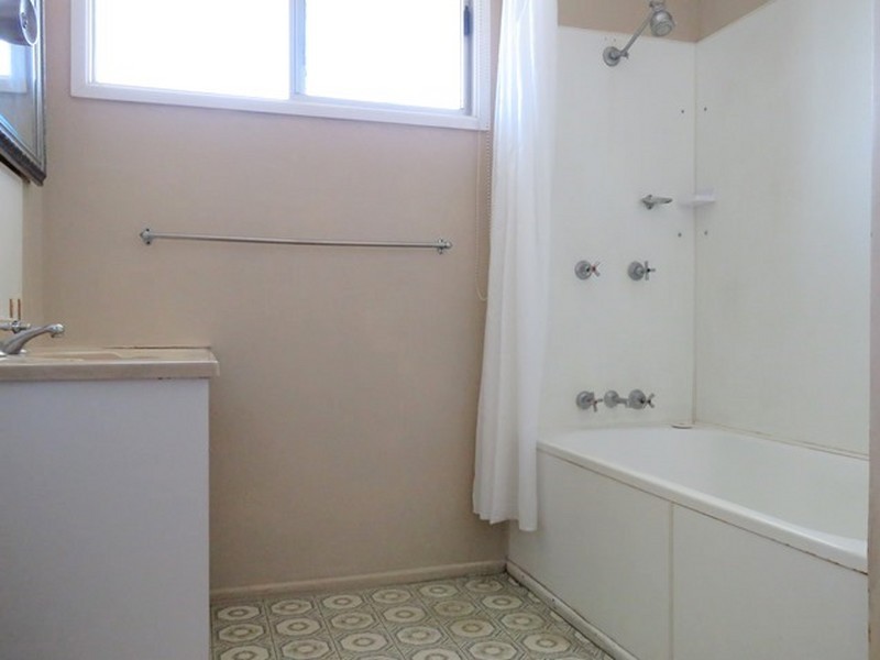 83 Rasmussen Avenue, Hay Point QLD 4740