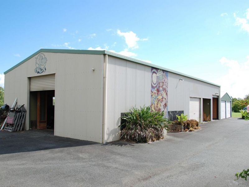 16 Ocean View Crescent, Freshwater Point QLD 4737