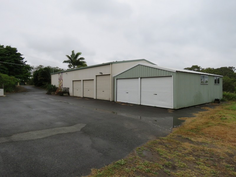 16 Ocean View Crescent, Freshwater Point QLD 4737