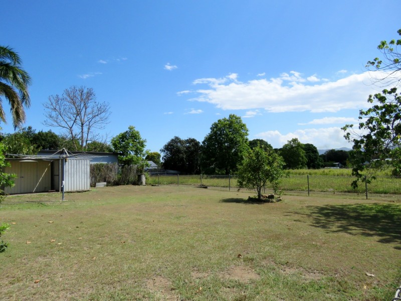 13 Lawrie Street, Sarina QLD 4737