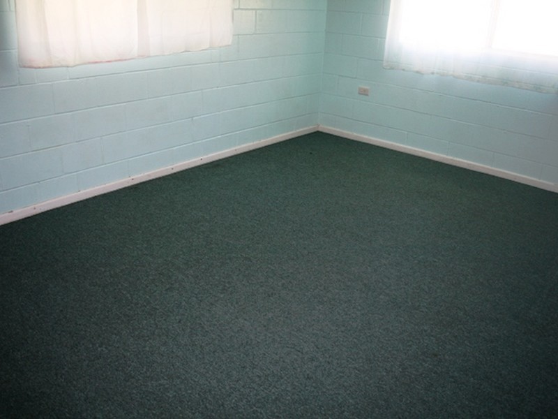 15 Langdon Street, Sarina QLD 4737