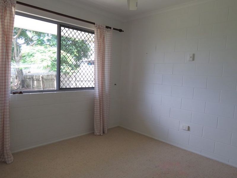 4 Morris Street, Campwin Beach QLD 4737