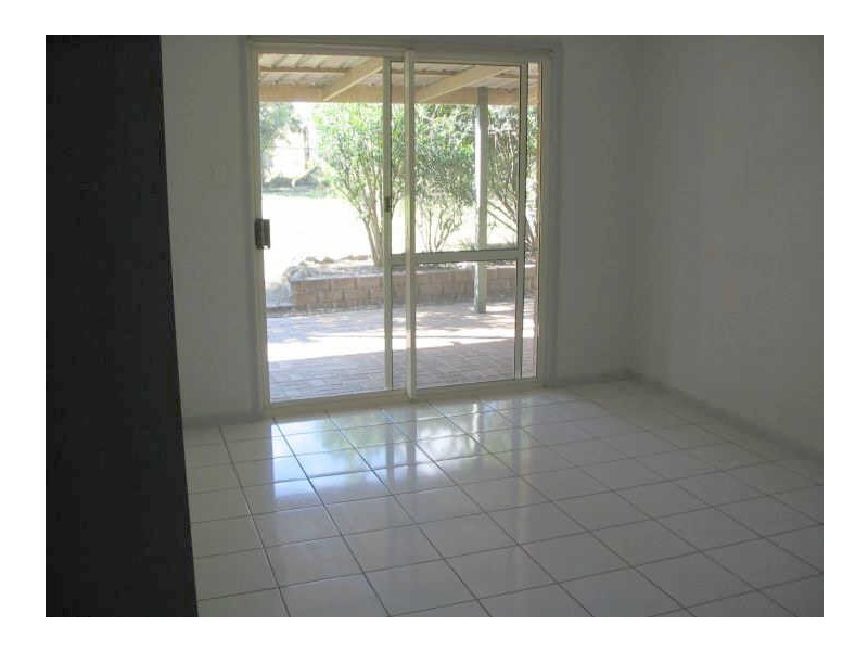 52 West Street, Sarina QLD 4737