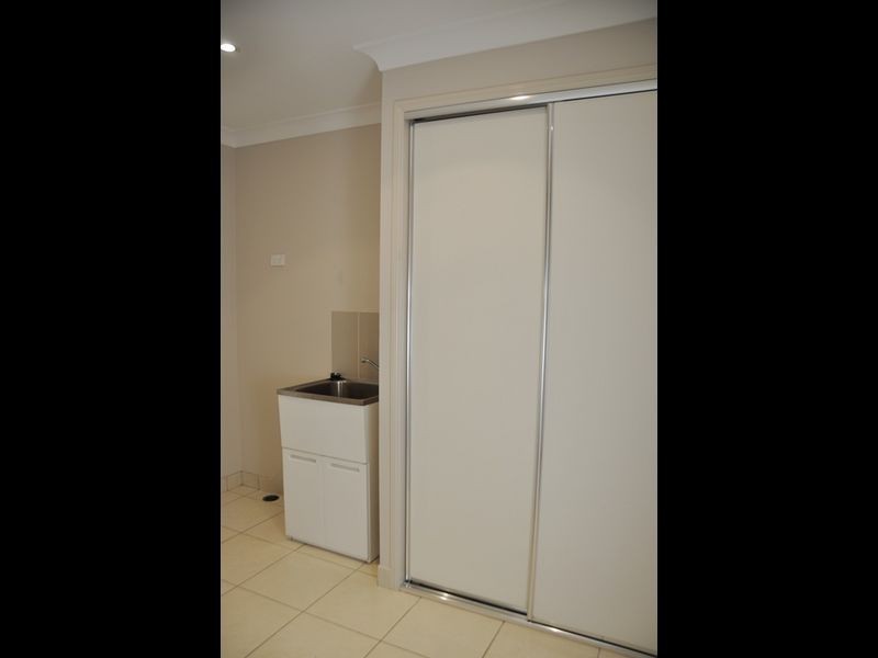 6 Leonie Court, Armstrong Beach QLD 4737