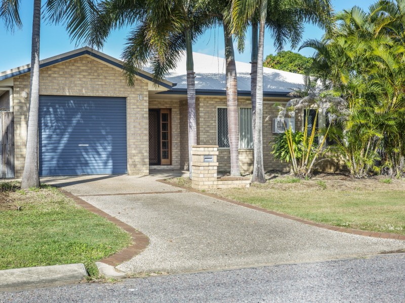 5 Tindaridge Court, Hay Point QLD 4740