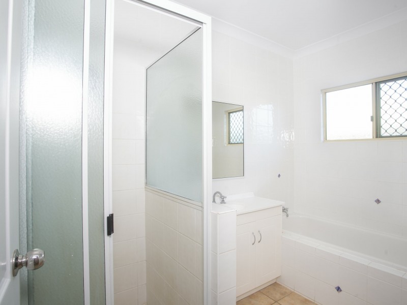 5 Tindaridge Court, Hay Point QLD 4740