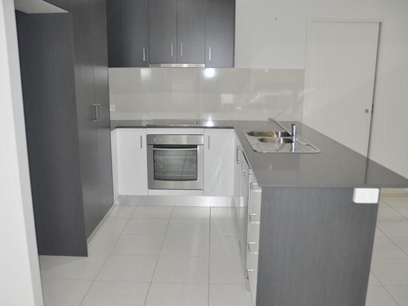 1/42 Brooksfield Drive, Sarina Beach QLD 4737