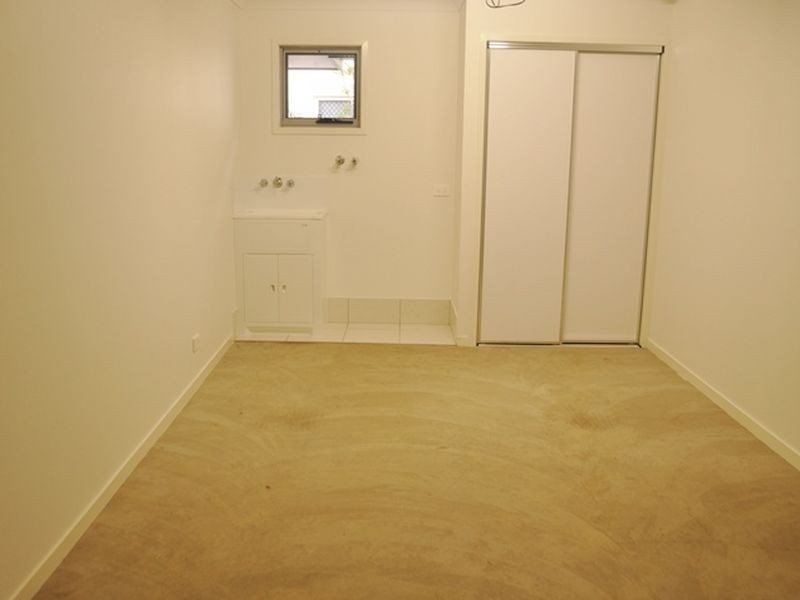 1/42 Brooksfield Drive, Sarina Beach QLD 4737