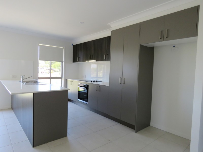 Unit 1/1 Elle Court, Armstrong Beach QLD 4737