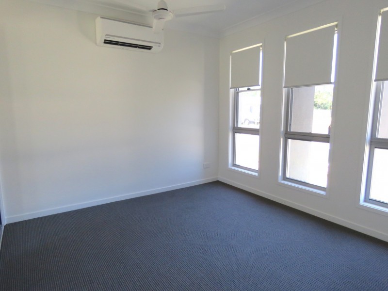 Unit 1/1 Elle Court, Armstrong Beach QLD 4737