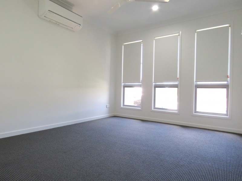 Unit 2/1 Elle Court, Armstrong Beach QLD 4737