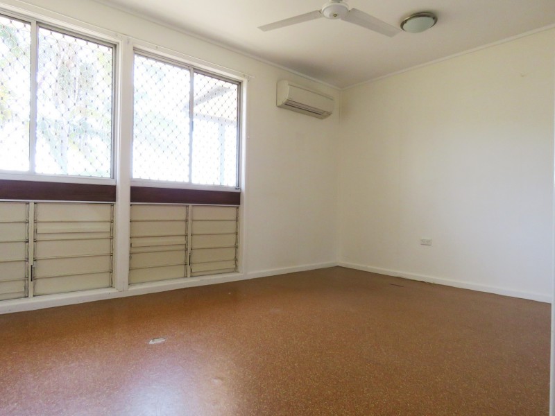 4 Bell Street, Sarina QLD 4737