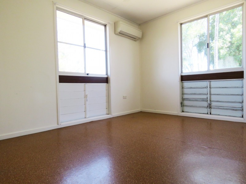 4 Bell Street, Sarina QLD 4737