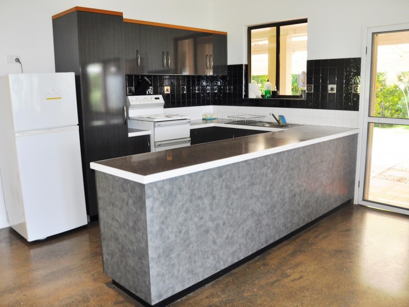 31 Lambert Rd, Sarina QLD 4737