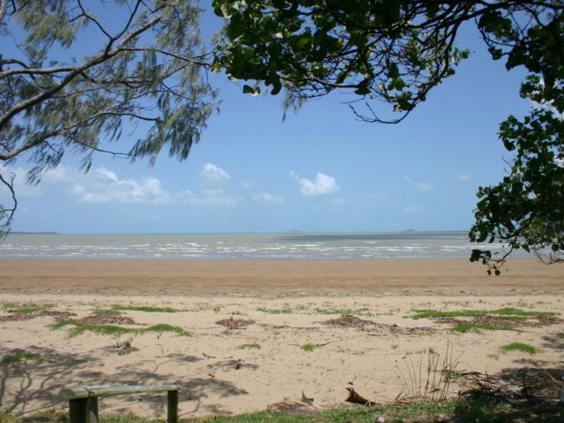 9 Crescent Street, Armstrong Beach QLD 4737