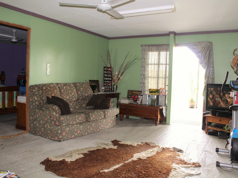321 Ilbilbie Rd, Koumala QLD 4738