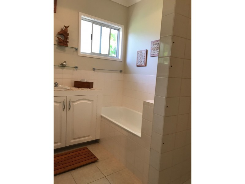 85 Colonial Drive, Clairview QLD 4741