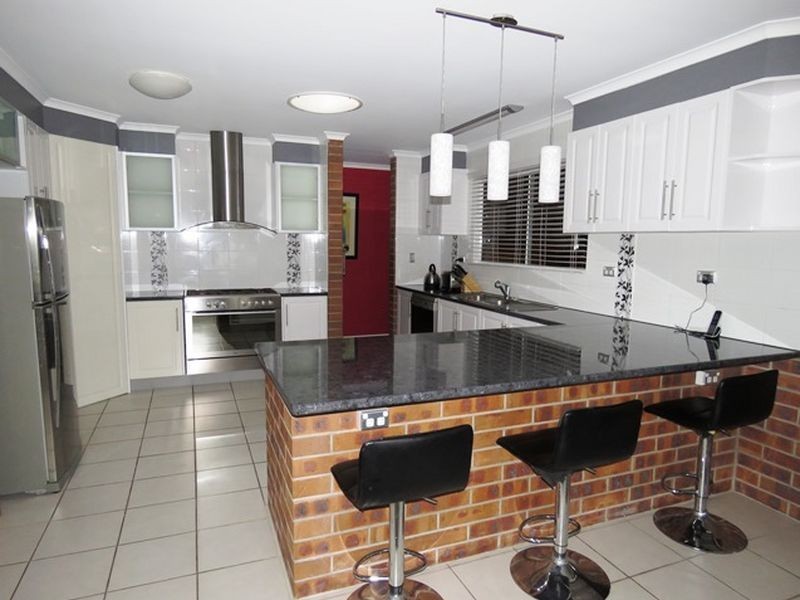 11 Rankin Court, Armstrong Beach QLD 4737