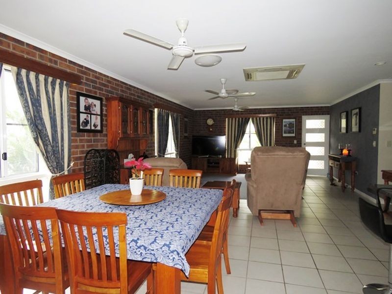 11 Rankin Court, Armstrong Beach QLD 4737