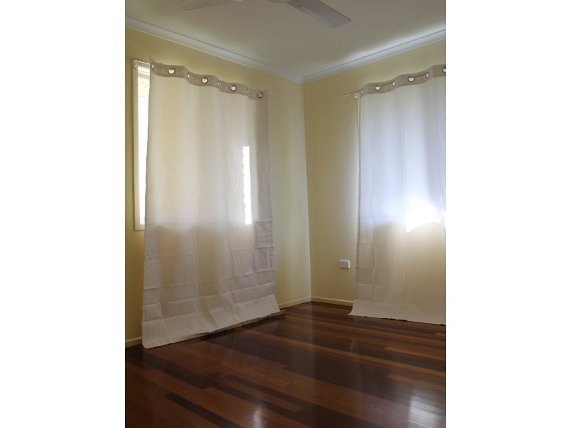 6 Kathleen Street, Sarina QLD 4737