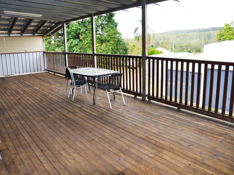 17 Hill Street, Sarina QLD 4737